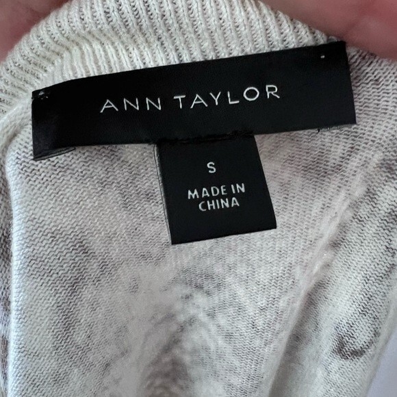 Ann Taylor Snakeskin Print Short Sleeve Sweater with V-Neck Cardigan Set Small - Picture 11 of 15